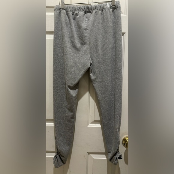 Splendid heavenly PJ pants size medium - Picture 2 of 4